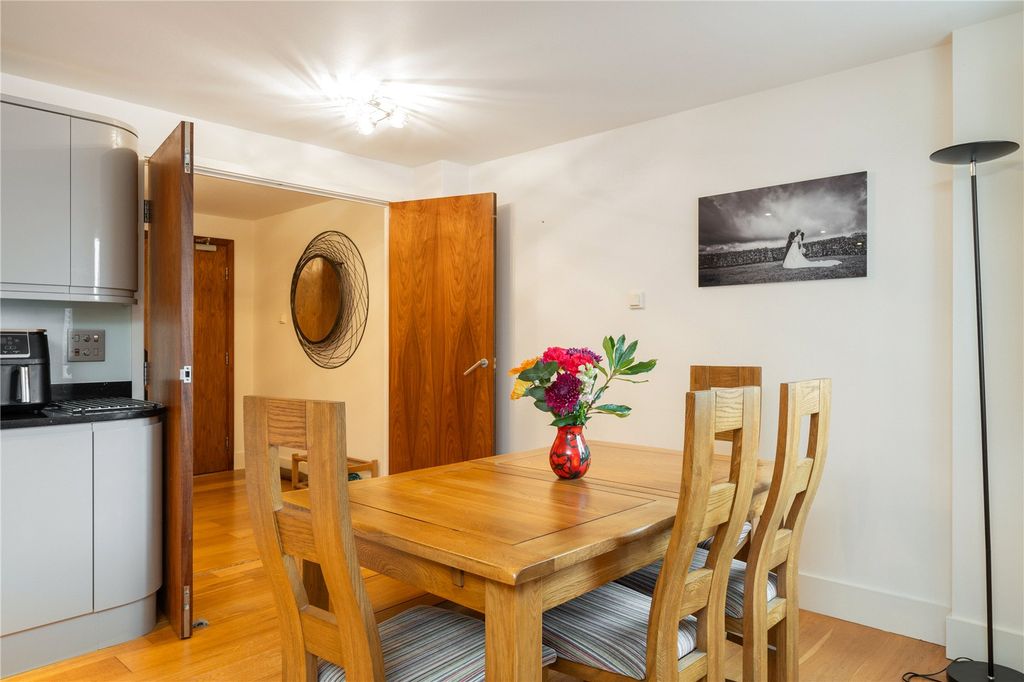 Property photo 3 of 12 Kitchen