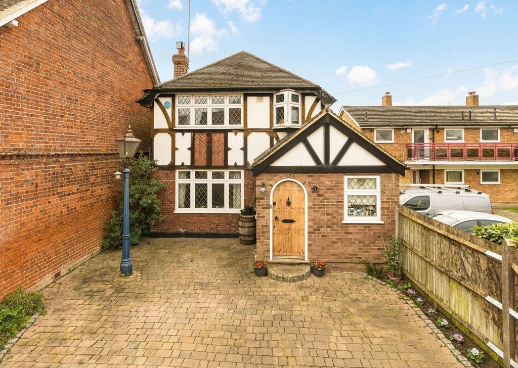 Property photo 1 of 7