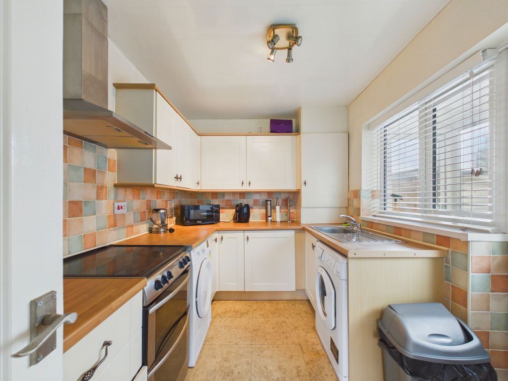 Property photo 2 of 14