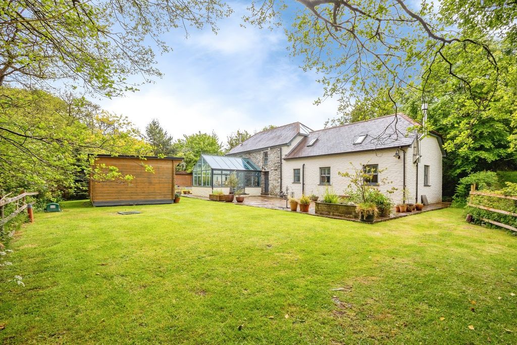 Property photo 1 of 35