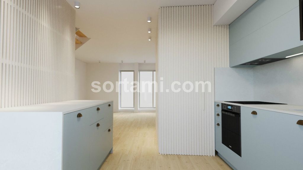 Property photo 3 of 33