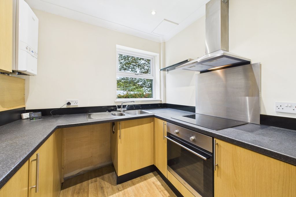 Property photo 2 of 22 Kitchen