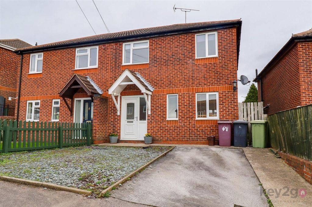 Property photo 1 of 18 Img_1832-Img_1834.Jpg