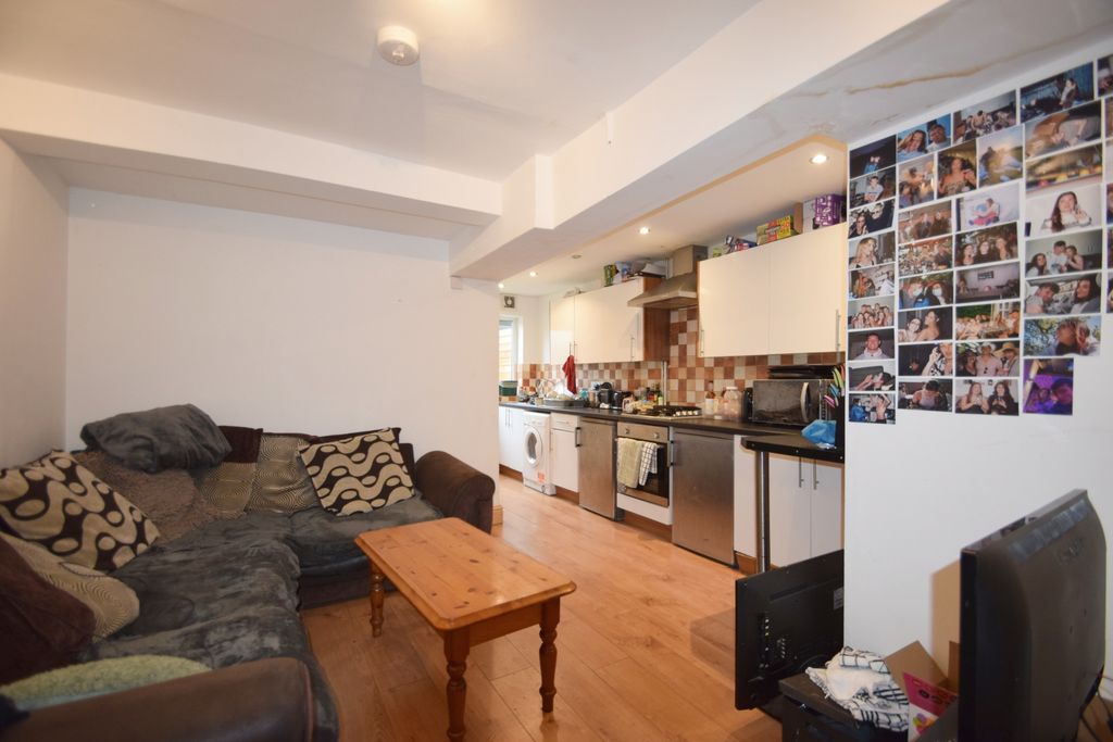 Property photo 1 of 12 Photo 2