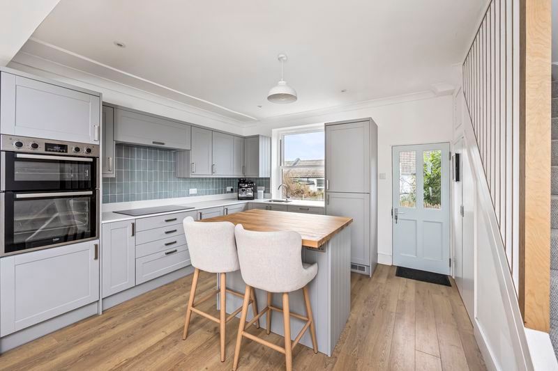 Property photo 2 of 20 Photo 17