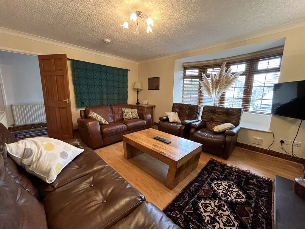 Property photo 2 of 20 Picture No. 02
