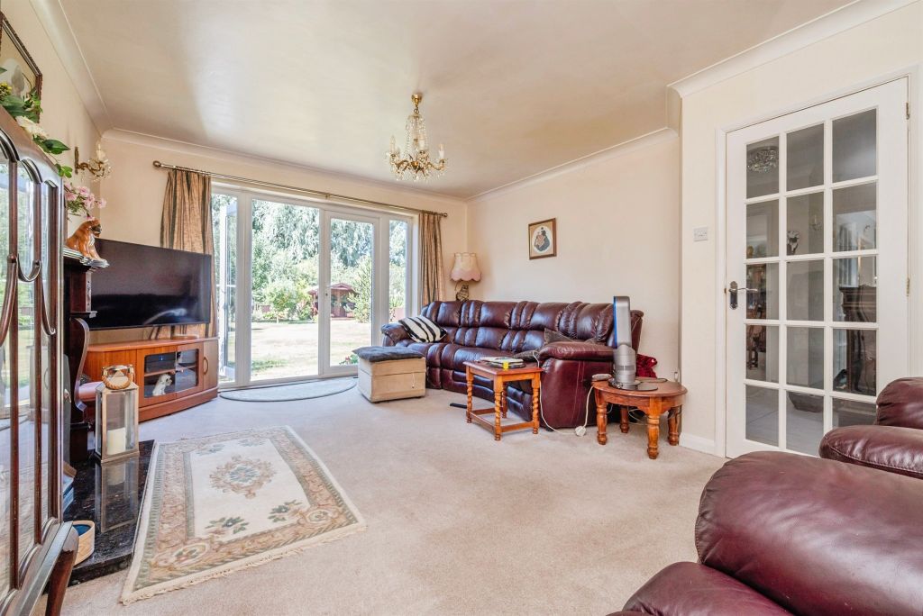 Property photo 3 of 22