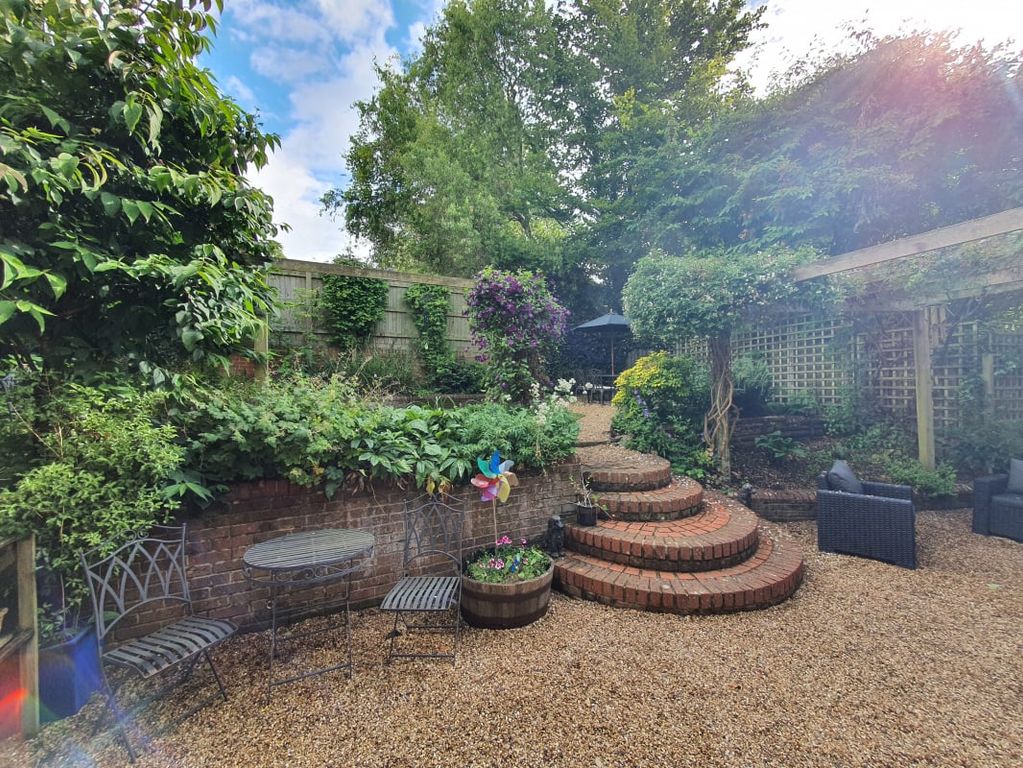 Property photo 3 of 19