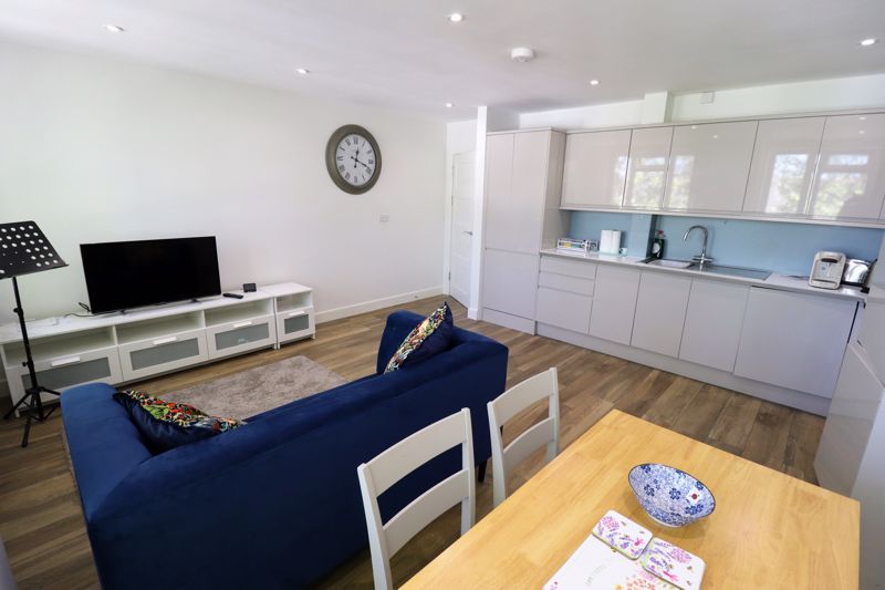 Property photo 3 of 6 Lounge/ Kitchen/ Diner
