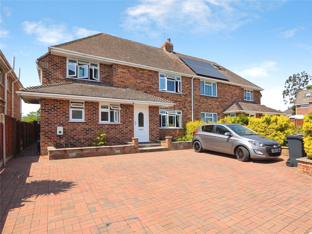 Property photo 1 of 29 Picture No. 15