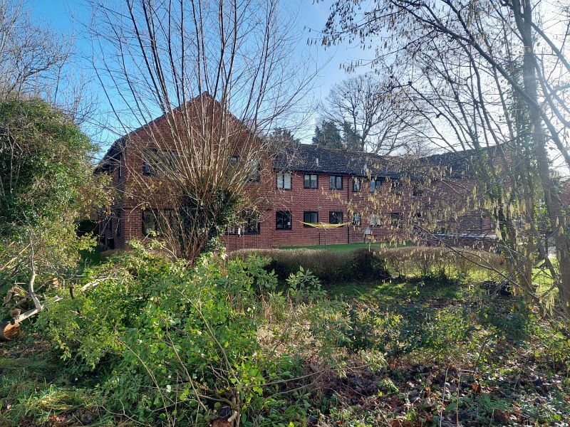 Property photo 2 of 8