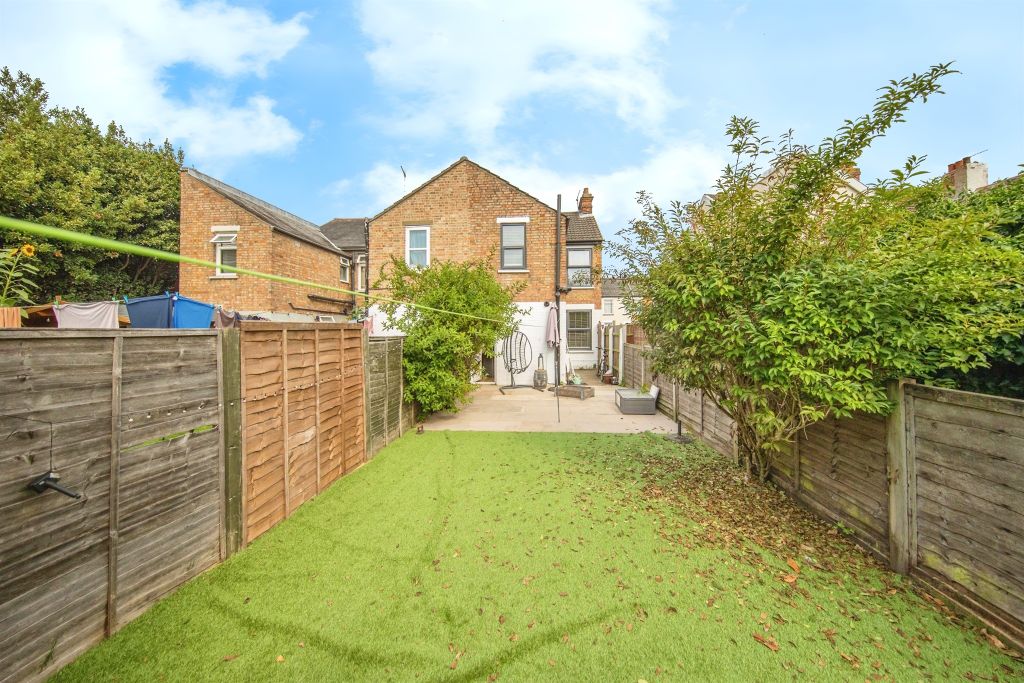Property photo 2 of 16