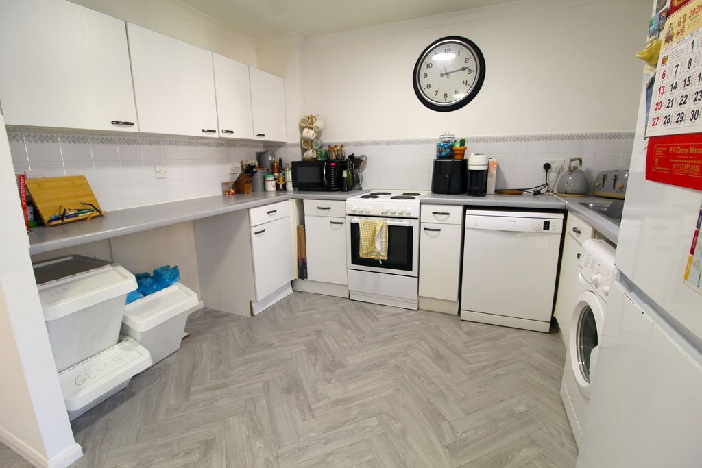 Property photo 2 of 7 Kitchen/Diner