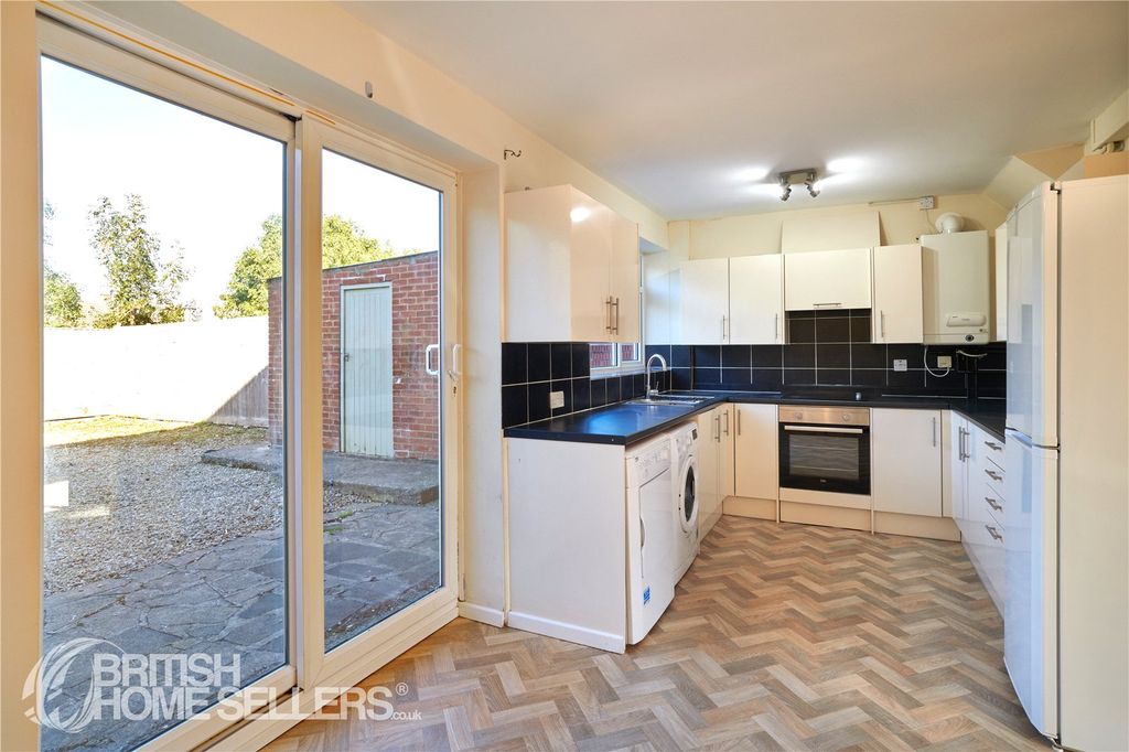 Property photo 2 of 9 Picture No. 04