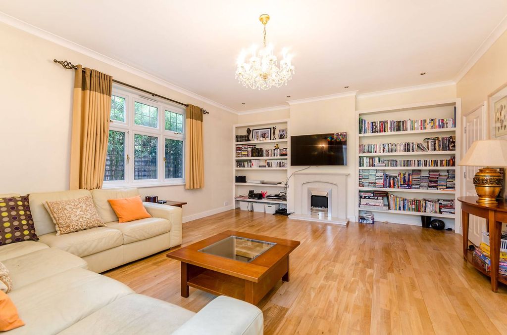 Property photo 1 of 14