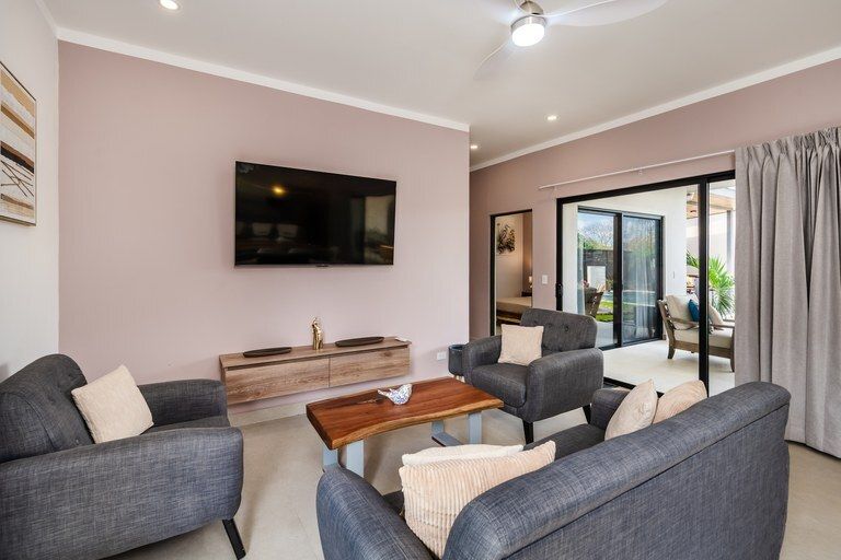 Property photo 2 of 13 <Alttext/>