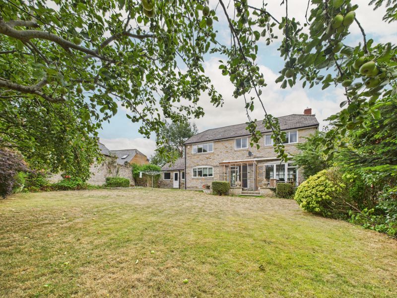 Property photo 2 of 11 Photo 11