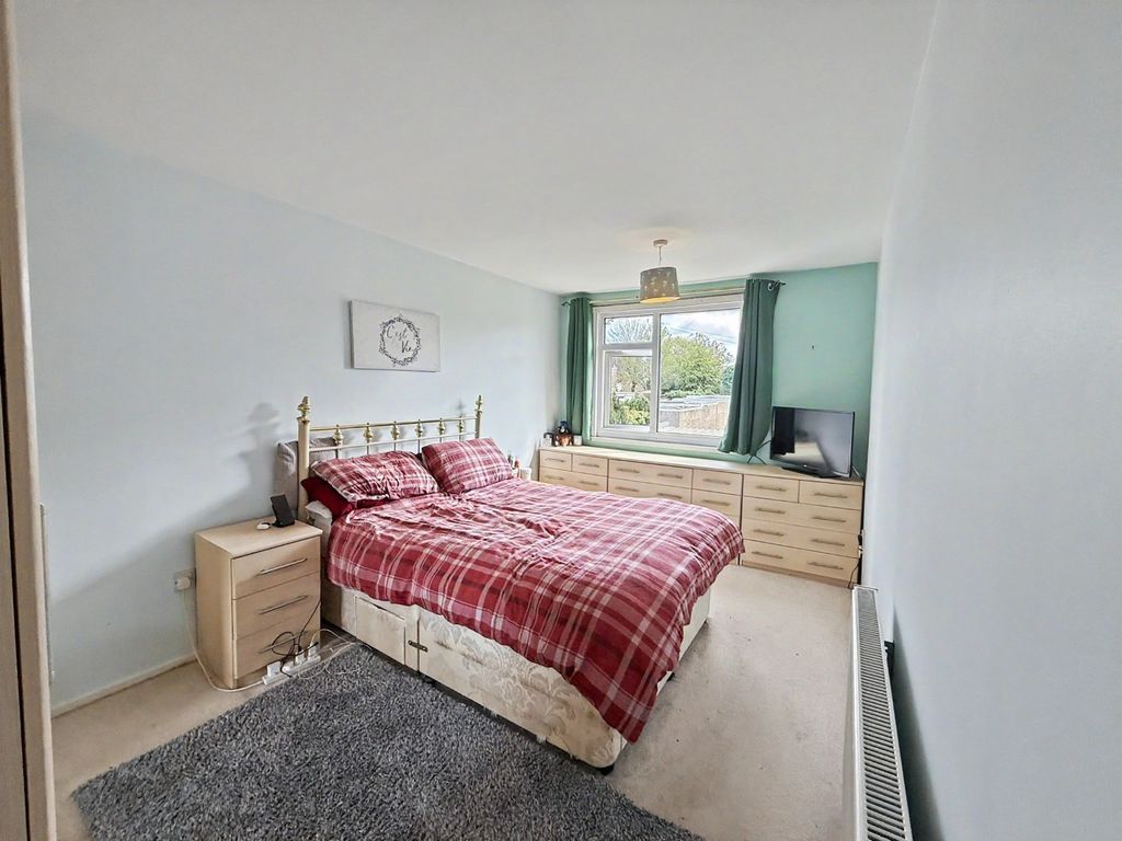 Property photo 3 of 29 5100226