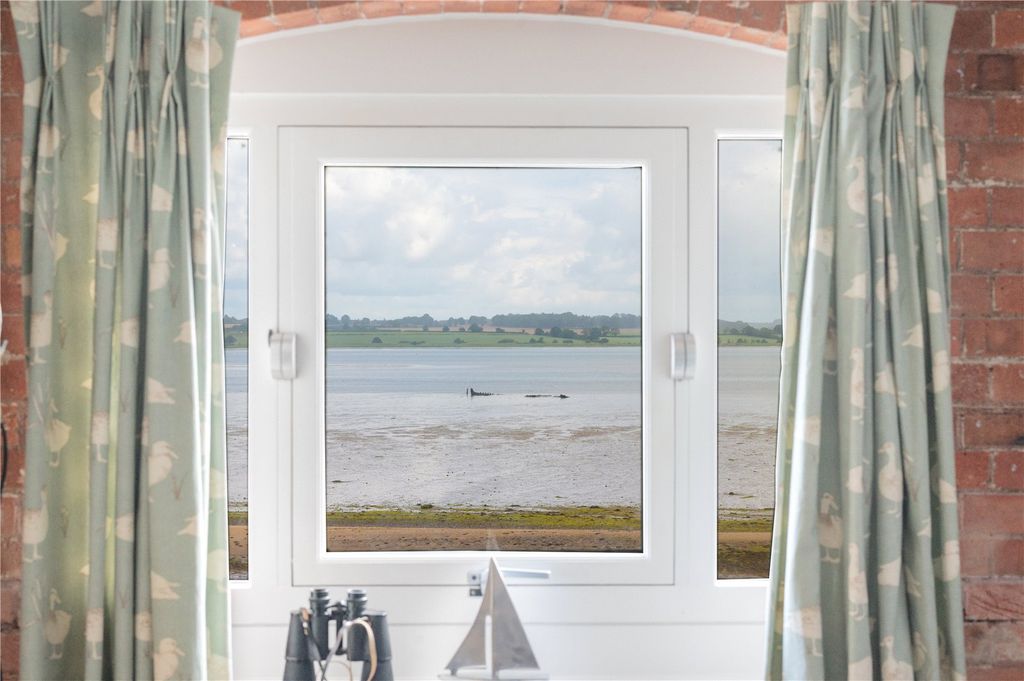 Property photo 1 of 12 Window View