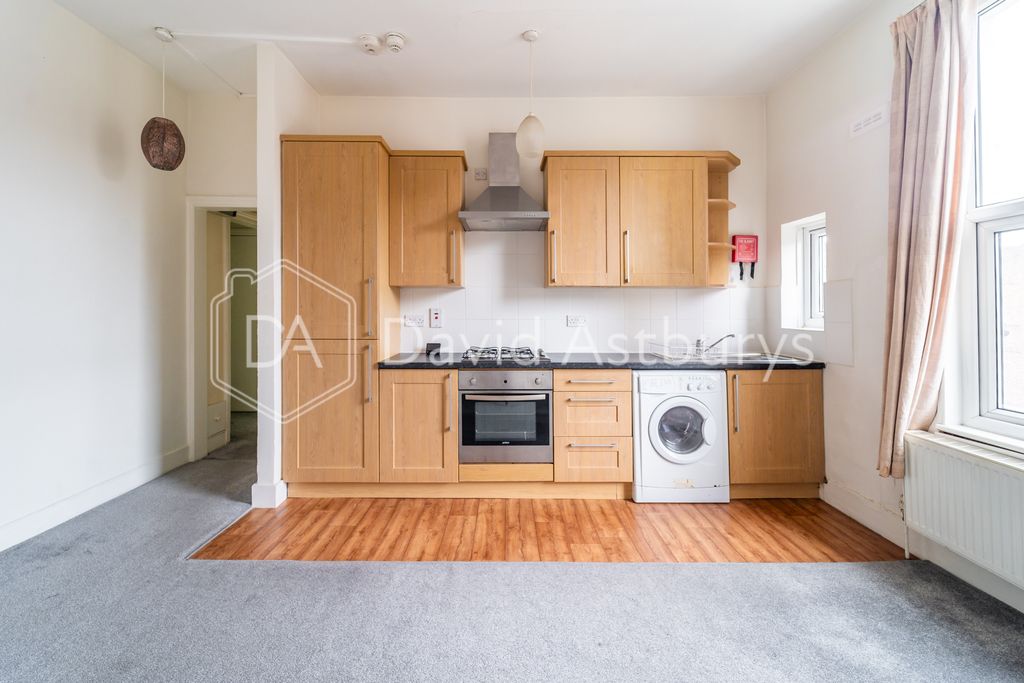 Property photo 1 of 7 Ndb08493