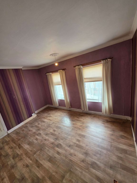 Property photo 3 of 41 Gallery