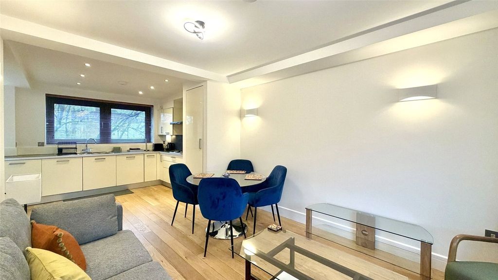 Property photo 1 of 25 Picture No. 01