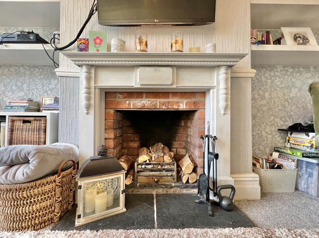 Property photo 3 of 21