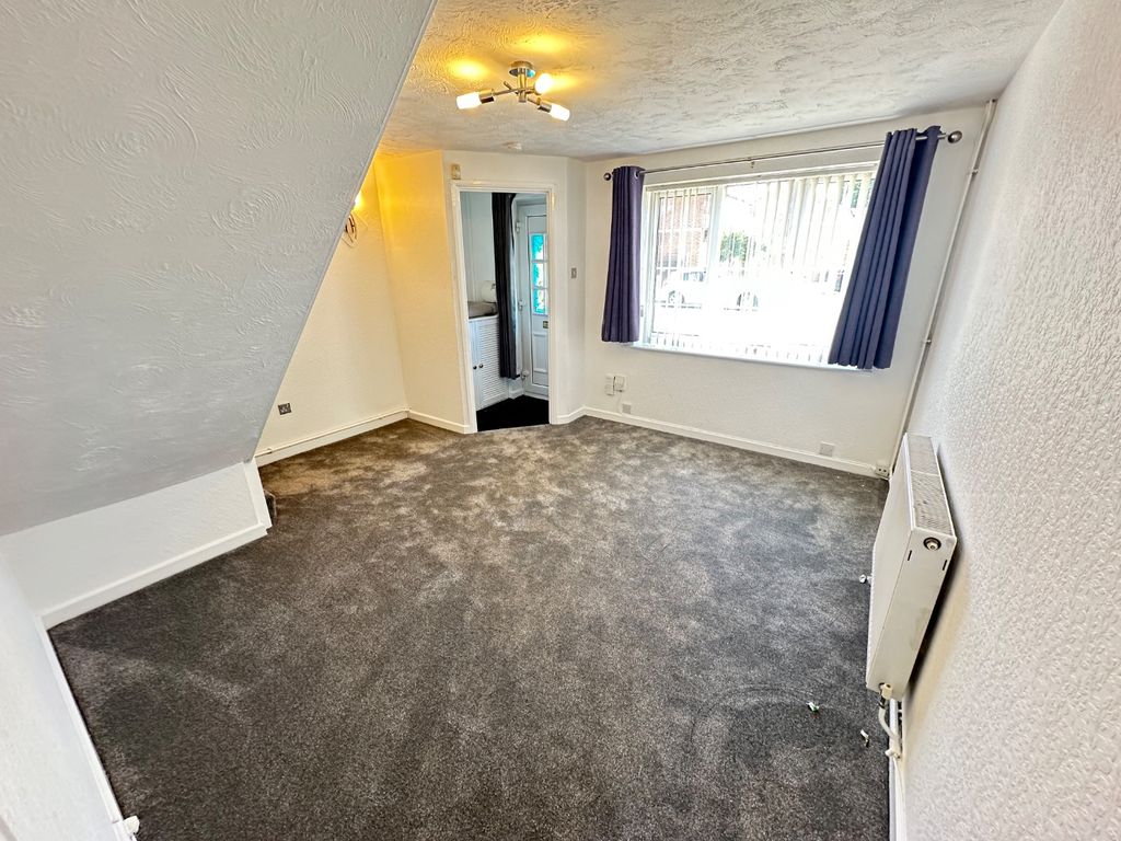 Property photo 3 of 9 5222794