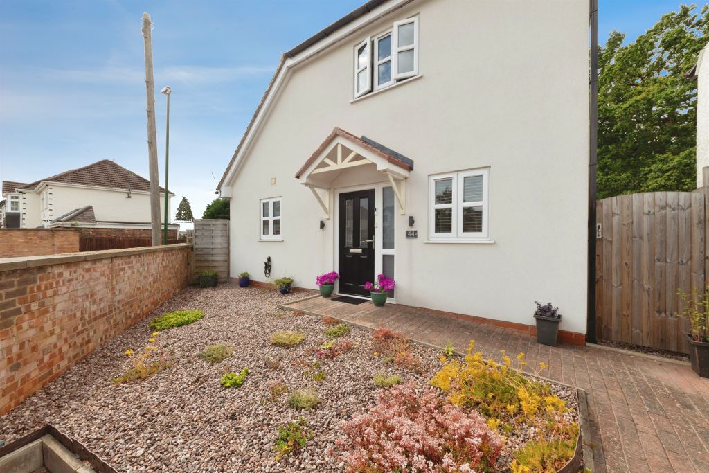 Property photo 1 of 19