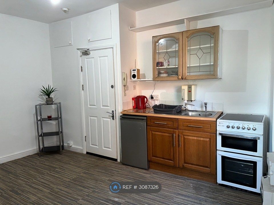 Property photo 1 of 4