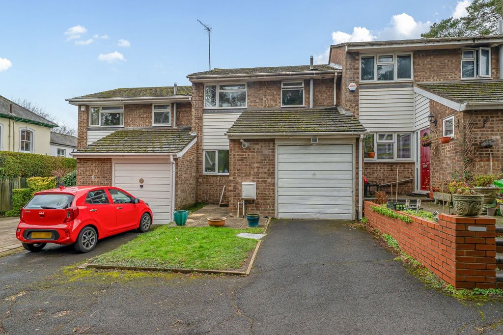 Property photo 1 of 12 Picture No. 26