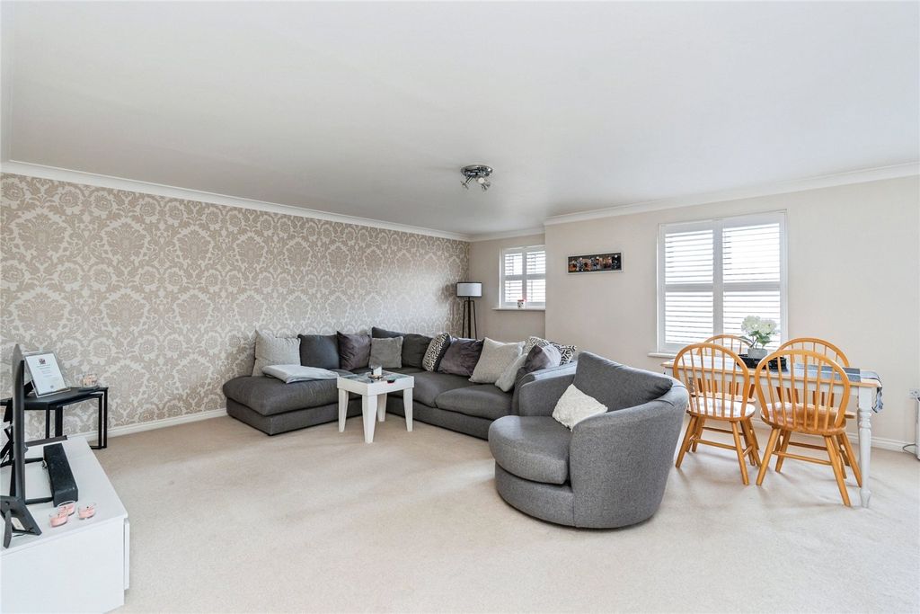 Property photo 3 of 18 Picture No. 25