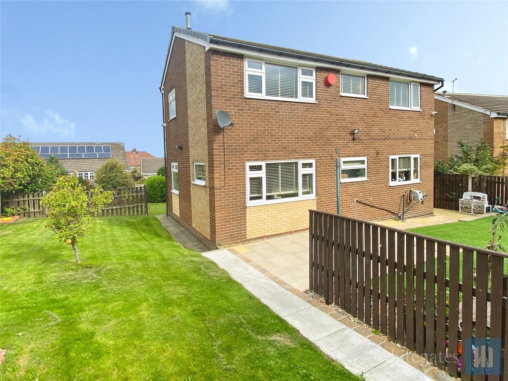 Property photo 2 of 15 Picture No. 10