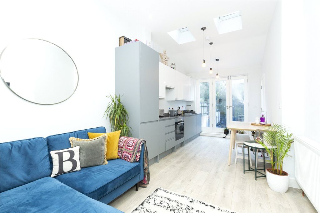 Property photo 2 of 12 Picture No. 12