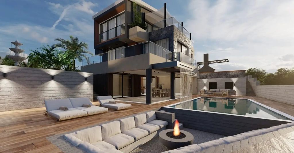 Property photo 1 of 18