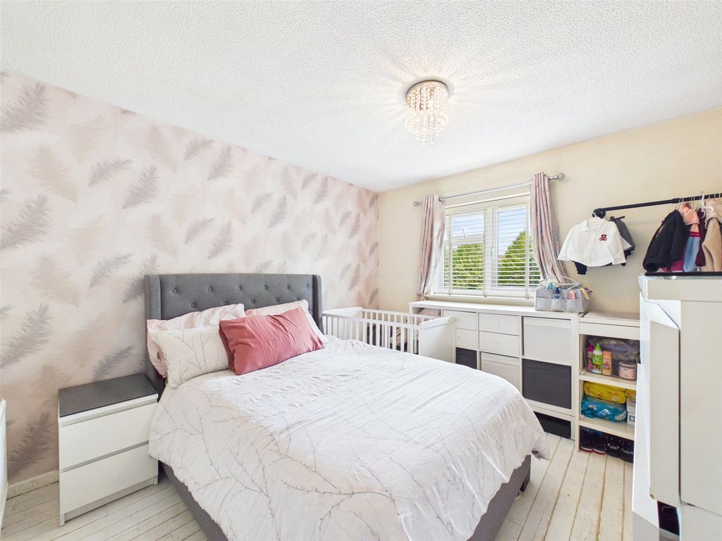 Property photo 3 of 13 Picture No. 27