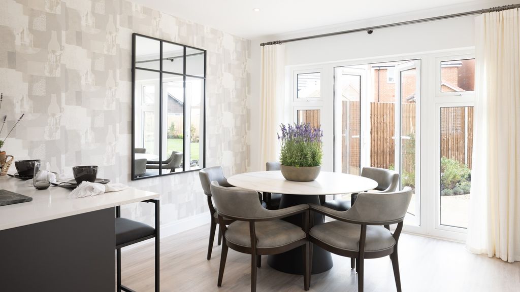 Property photo 3 of 10 Hurland & The Island (Mowbray Village), Horsham