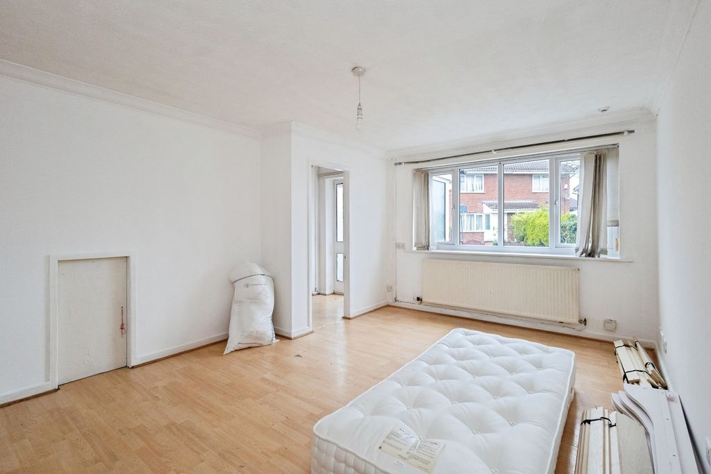 Property photo 2 of 24 Pbox-Img.Jpg