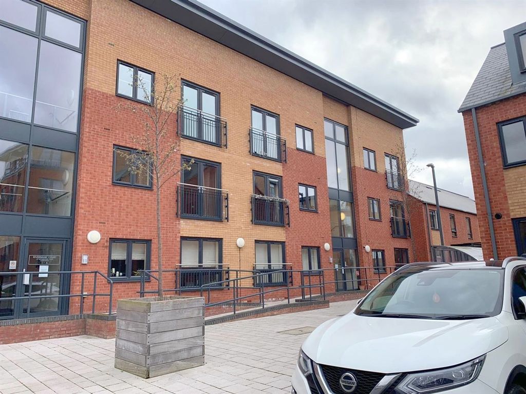 Property photo 1 of 5