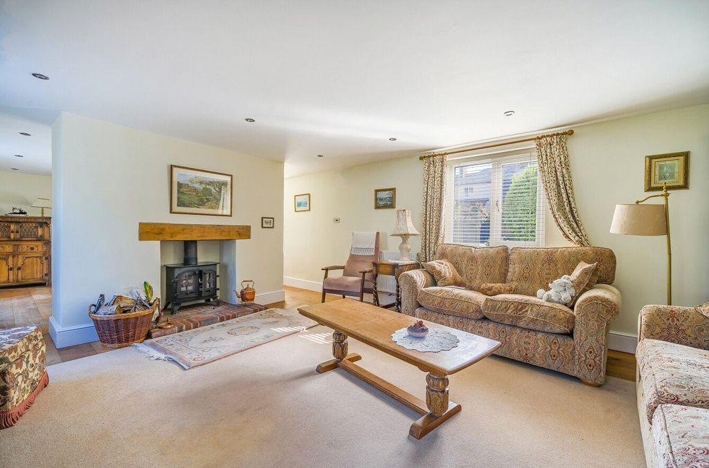 Property photo 2 of 13 Sitting Room