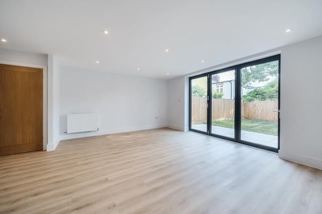 Property photo 3 of 16 Reception Room