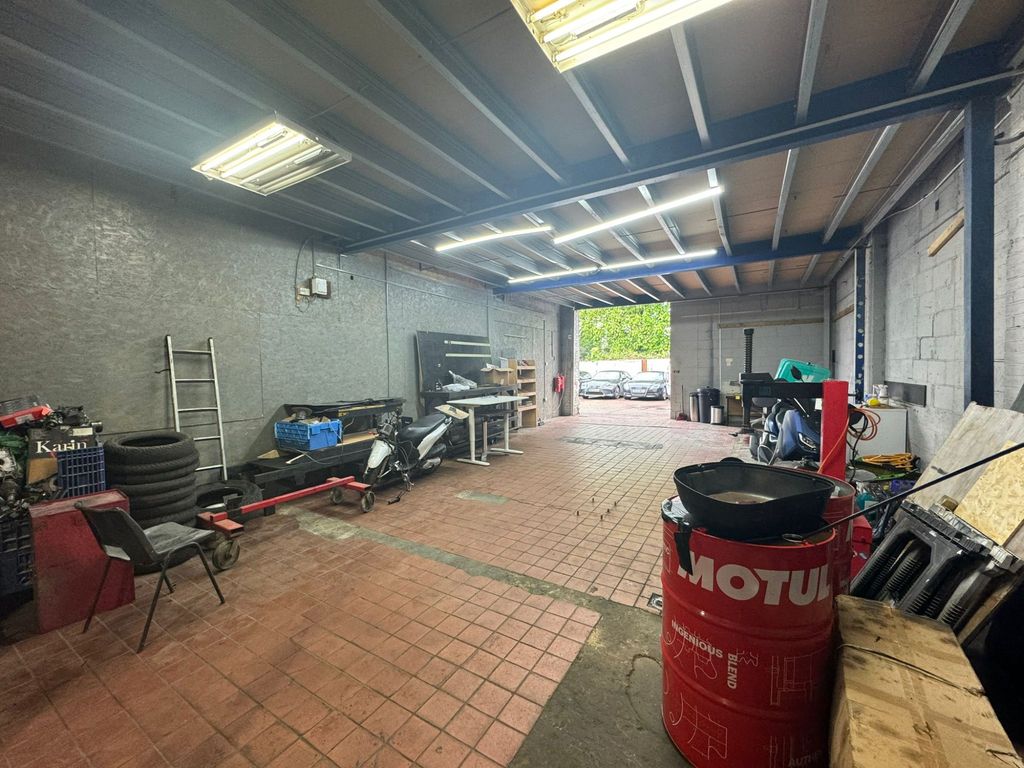 Property photo 3 of 3