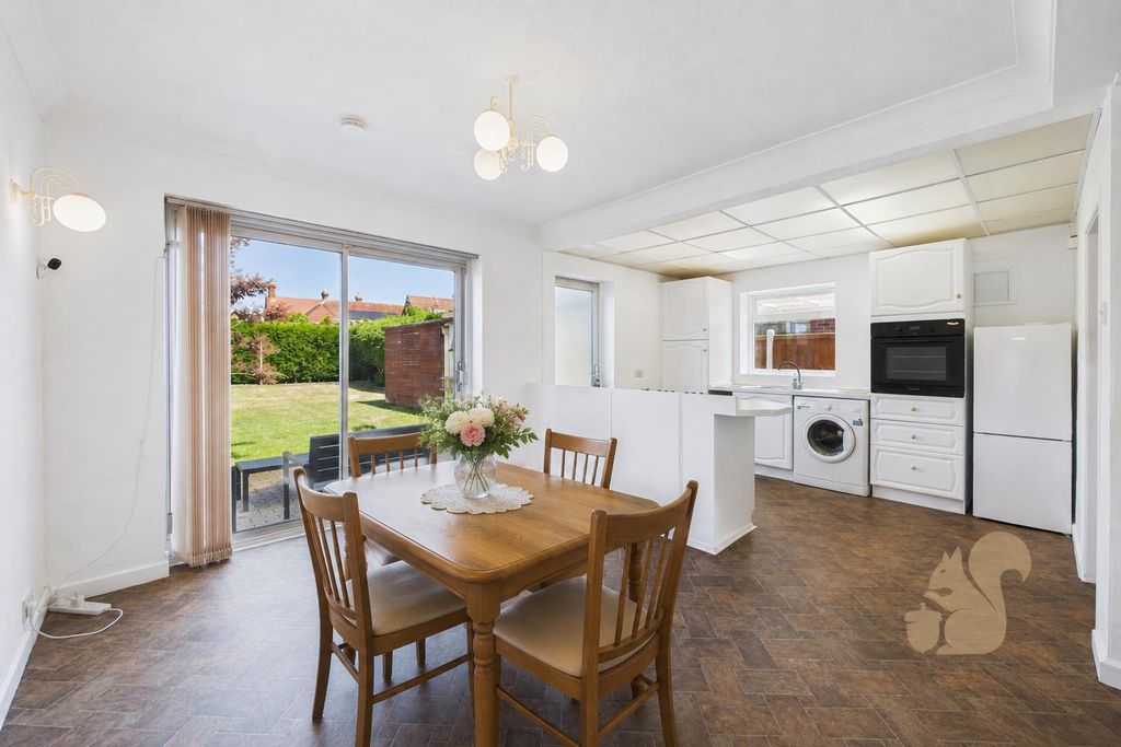 Property photo 3 of 19 Chestnut Kitchen:Diner Virtually Stage.Png