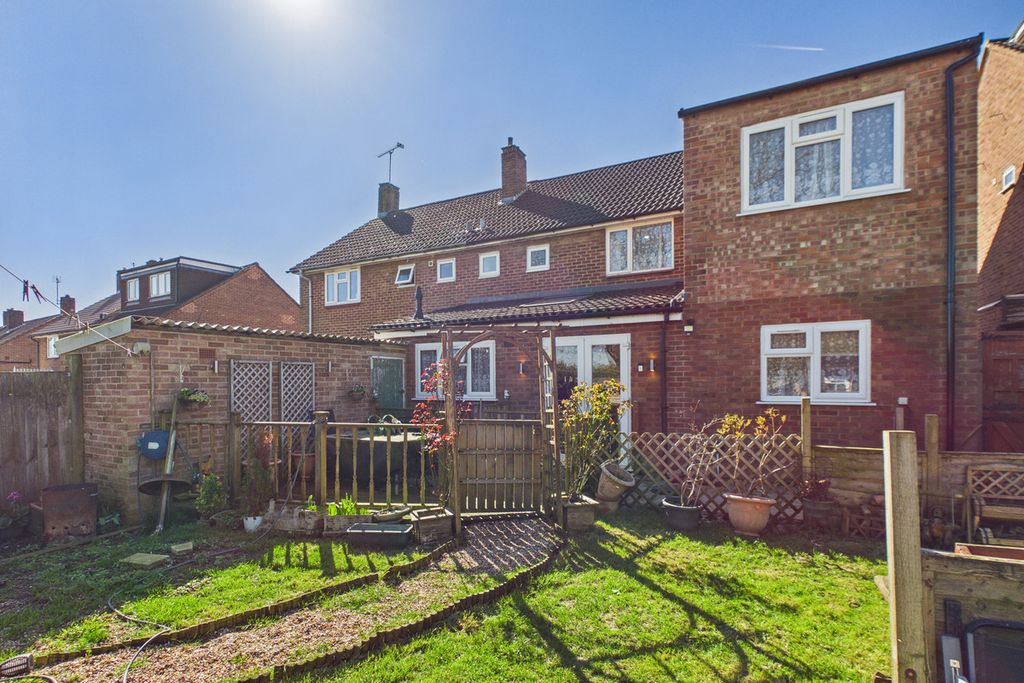 Property photo 3 of 23