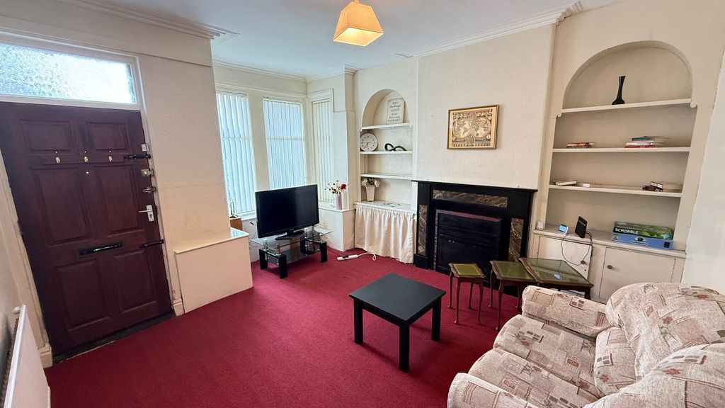 Property photo 3 of 6 Image