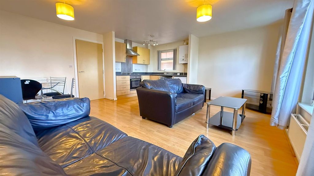 Property photo 2 of 11 8.Jpeg