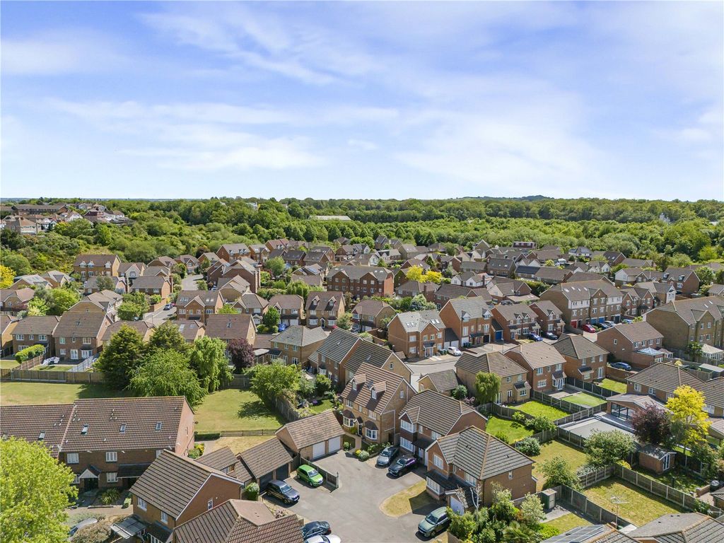 Additional image 35 of 5 bed detached house for saleCortland Close, Crayford, Kent DA1