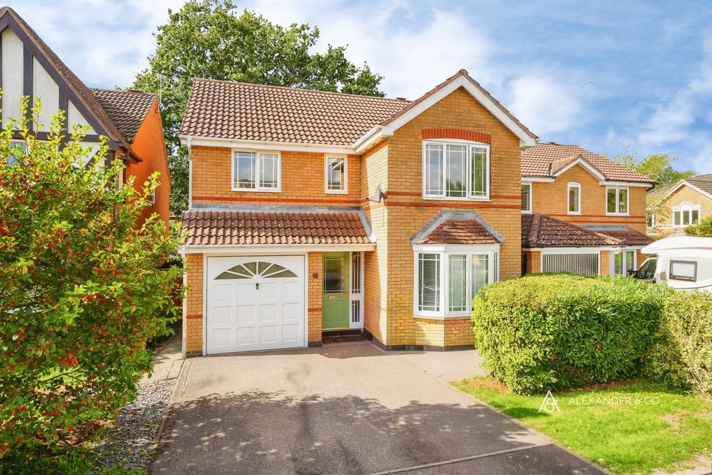 Property photo 1 of 17 Pbox-Img.Jpg