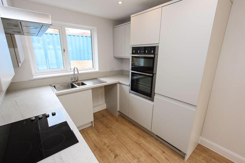 Property photo 3 of 12 Kitchen/Diner