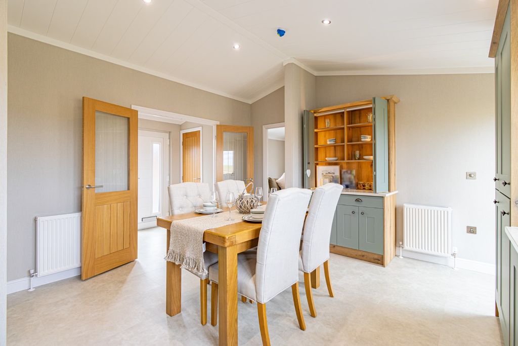 Property photo 3 of 37 5343242